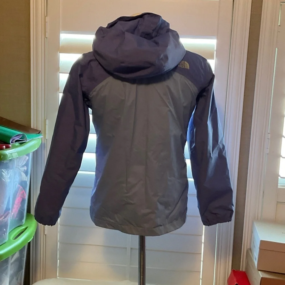 The North Face Women's Two-Tone Blue Ski Jacket